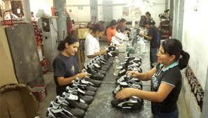 Perú: Empleo femenino: no todo lo que brilla es oro (ni buenos sueldos).