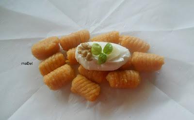 Cartucho de Ñoquis de batata y Torta Gran Casar