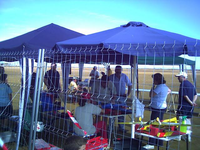 EXHIBICIÓN DE AVIONES EN LO POYO