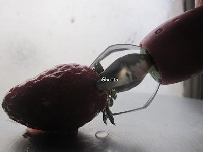 Saca cabitos de las frutillas