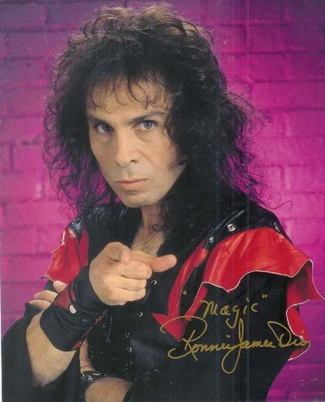 ...FALLECE RONNIE JAMES DIO....