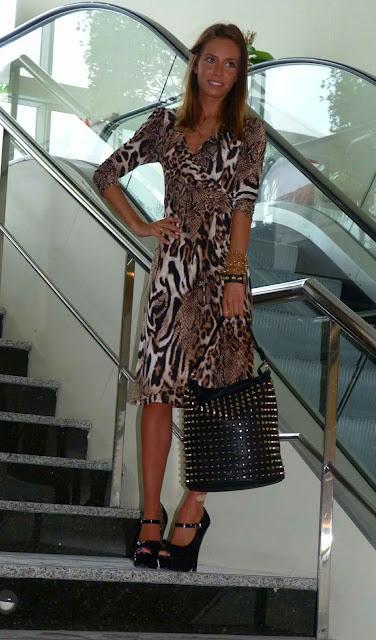 Charm: chic and elegant Charm: chic and elegant