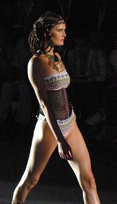 MBFWMadrid: Guillermina Baeza & Dolores Cortés