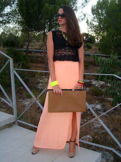 CoRaL sKiRT