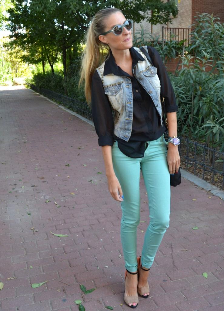 Aquamarine pants