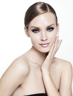 COMO MAQUILLAR LAS PIELES GRASAS Y MIXTAS PARA CONSEGUIR UN EFECTO MATE Y SIN BRILLOS