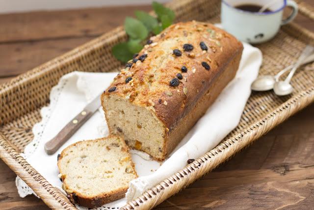 La cocina mágica en la revista Cocina Diez de Octubre!! y un cake integral de calabacín y manzana para celebrarlo con todos