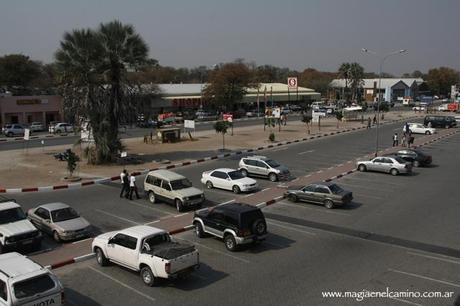 dondenosbajamosdenoche Maun, centro de operaciones