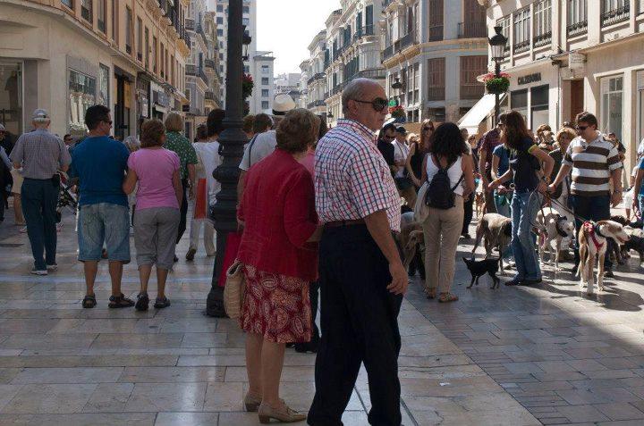 Larios colapsada por una avalancha de amor reivindicando dignidad