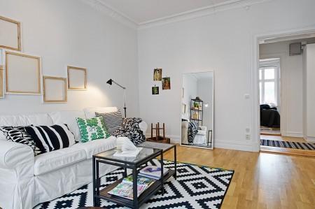 suelo de roble sillas de Ikea Reidar sillas de Ikea PS 2012 sillas de Ikea Silla 7 de Arne Jacobsen para Fritz Hansen lámpara de bombillas Estilo nórdico elegante estilo nórdico decoración diseños de interiores cocinas diseño de interiores diseño d interiores decoración y diseño de interiores decoración salones decoración salón decoración interiorismo decoración interiores decoración en blanco decoración del hogar decoración de diseño blog interiorismo blog decoración nórdica blog de interiores alta decoración 