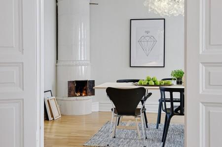 suelo de roble sillas de Ikea Reidar sillas de Ikea PS 2012 sillas de Ikea Silla 7 de Arne Jacobsen para Fritz Hansen lámpara de bombillas Estilo nórdico elegante estilo nórdico decoración diseños de interiores cocinas diseño de interiores diseño d interiores decoración y diseño de interiores decoración salones decoración salón decoración interiorismo decoración interiores decoración en blanco decoración del hogar decoración de diseño blog interiorismo blog decoración nórdica blog de interiores alta decoración 