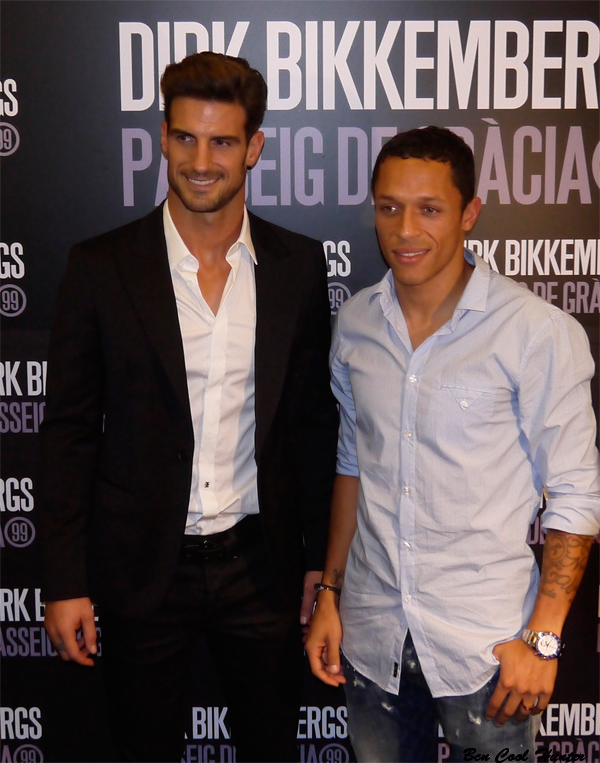 Aitor Ocio y Adriano en la inauguración de Bikkembergs