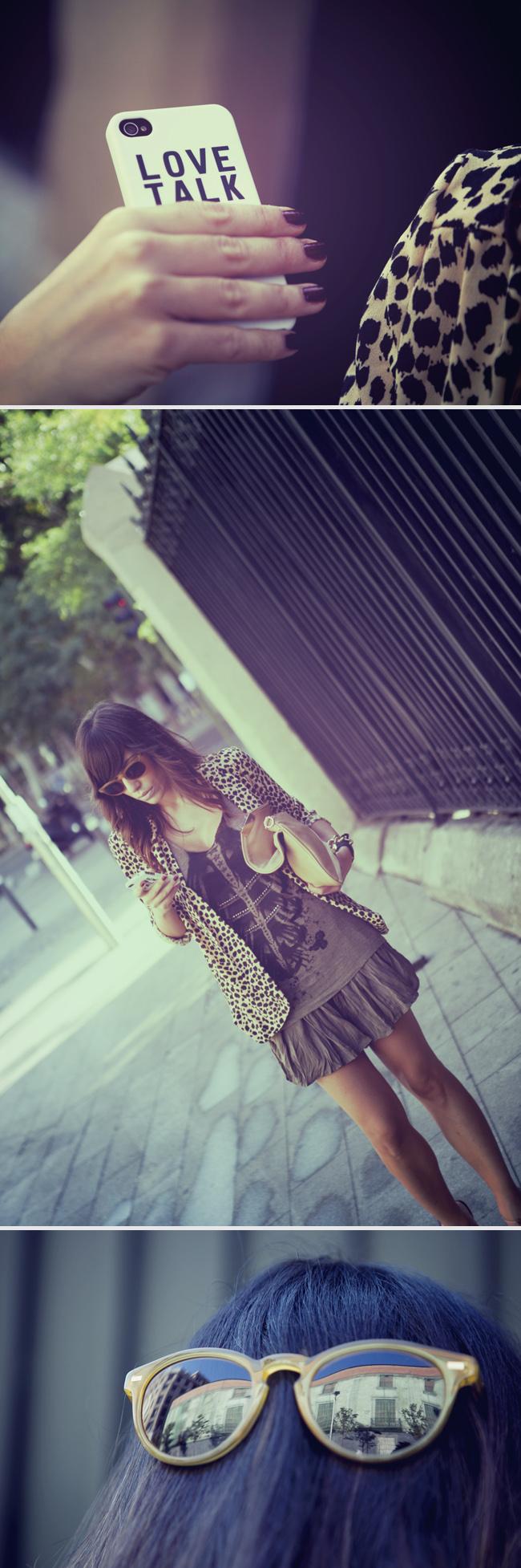 lady shorts & print jacket