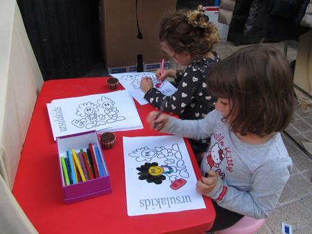 Éxito de la pasarela Petit Style Walking Éxito de la pasarela Petit Style Walking