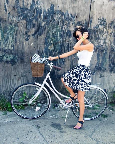 BIKER FASHION GIRL