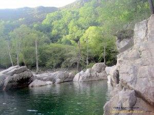 Hoya San Vicente, rio Dobra: Piscina natural