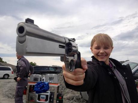 Jeff Wadlow nos vacila desde el set de 'Kick-Ass 2'