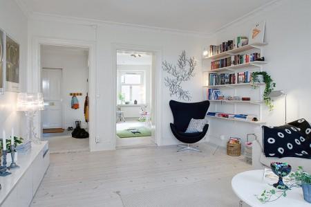 walking closet decoración walking closet textiles blanco y gris hogar suelo de madera claro sillas de diseño Silla 7 Arne Jacobsen fritz hansen papel pintado de Laura Ashley lámparas de diseño fotos walking closet farolillo redondo blanco estilo nórdico blog diseño nórdico diseño de interiores decorar paredes papel pintad decoración romántica decoración femenina decoración en blanco decoración de interiores decoración de dormitorios decoración blanco y gris deco blogger blog interiorismo nórdico blog decoración nórdica blog deco AJ de Arne Jacobsen 