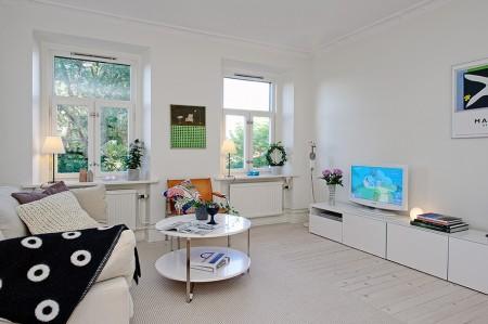 walking closet decoración walking closet textiles blanco y gris hogar suelo de madera claro sillas de diseño Silla 7 Arne Jacobsen fritz hansen papel pintado de Laura Ashley lámparas de diseño fotos walking closet farolillo redondo blanco estilo nórdico blog diseño nórdico diseño de interiores decorar paredes papel pintad decoración romántica decoración femenina decoración en blanco decoración de interiores decoración de dormitorios decoración blanco y gris deco blogger blog interiorismo nórdico blog decoración nórdica blog deco AJ de Arne Jacobsen 