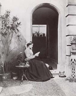 Libros y... mujeres (2)