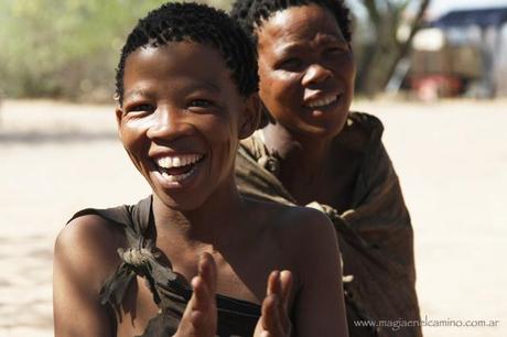 Los bosquimanos de hoy en día (¿o de siempre?) – Botswana