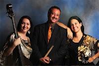 Nicki Denner Latin Jazz Trio – Moliendo Café