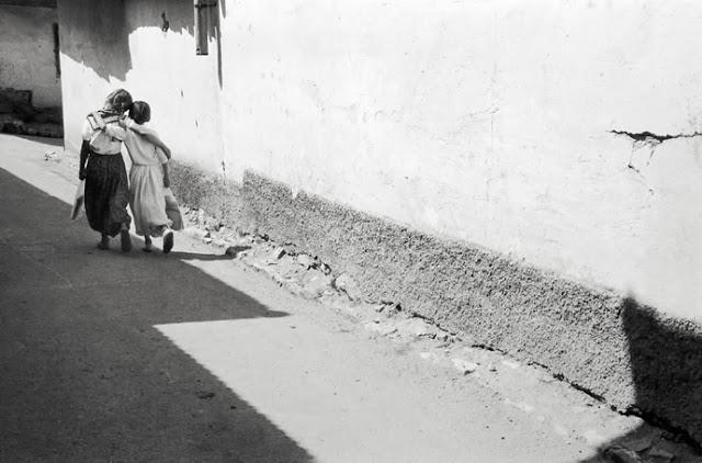 Photography: Henri Cartier Bresson