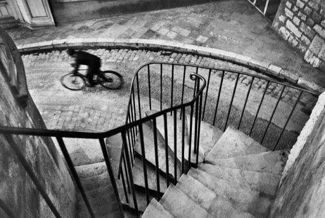 Photography: Henri Cartier Bresson