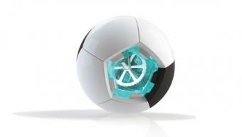 The Soccket :: pelota de fútbol que genera energía