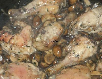 Pollo fácil con portobellos o champiñones