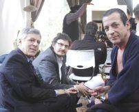 Rosetti, Pigna y Romano conversan entre bambalinas sobre Juan Domingo Perón. Historia clínica