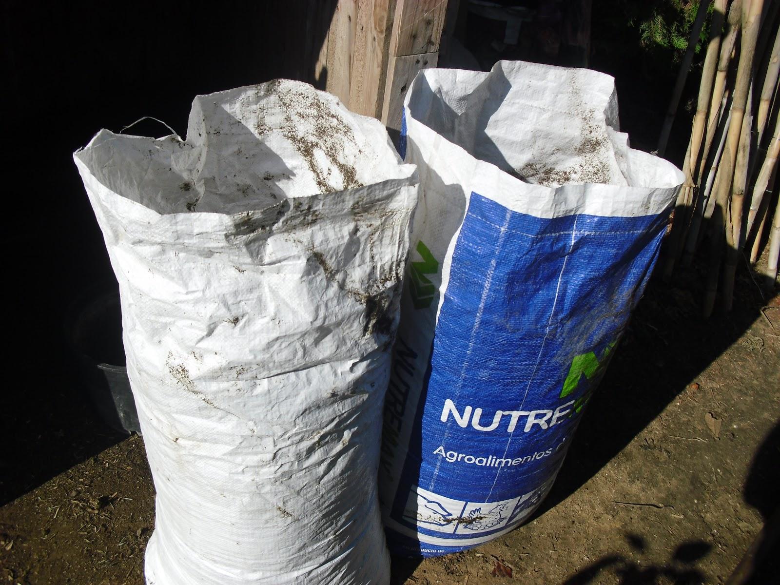 Elaboración de Abono Orgánico, de la mano del experto el Huerto de López.