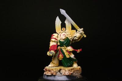 Rojo en los exterminador de los Ángeles Oscuros de la caja de Warhammer: Venganza Oscura