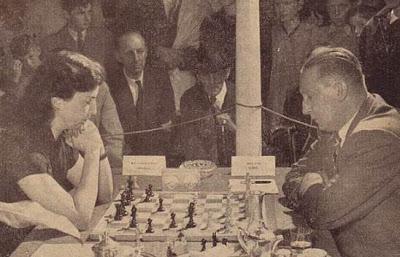 Partida de ajedrez Chantal Chaudé de Silans contra Henry Grob