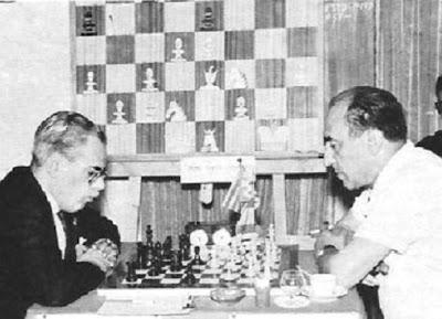 Partida de ajedrez Medina contra Lladó en 19967