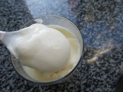 Yogur griego de stracciatella