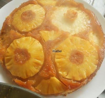 Bizcocho cuatro cuartos con piña upside down cake