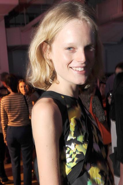 CÓRTATE LA MELENA ... SE LLEVA LA MELENA MIDI !