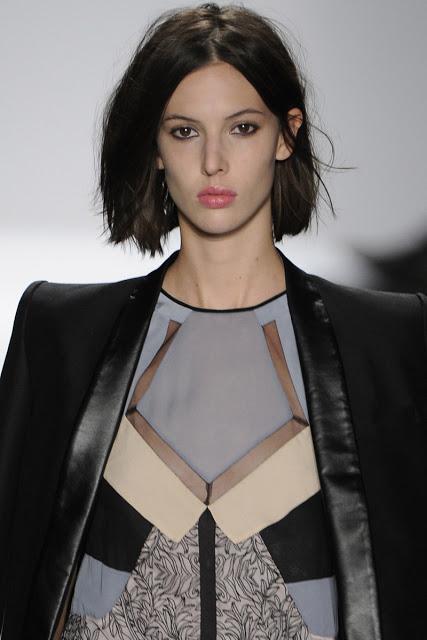 CÓRTATE LA MELENA ... SE LLEVA LA MELENA MIDI !