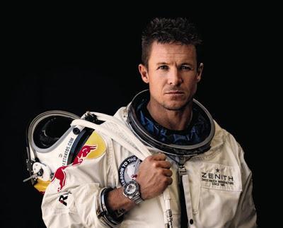 Caída libre desde la estratósfera, Baumgartner rompe barrera del sonido