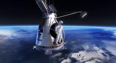 Caída libre desde la estratósfera, Baumgartner rompe barrera del sonido