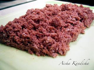 ESPAGUETTIS CON TOMATE Y CORNED BEEF ESPAGUETTIS CON TOMATE Y CORNED BEEF