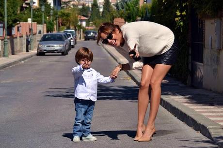 LeAtHeR SkIrT : LOOK 1 (FEMALE)