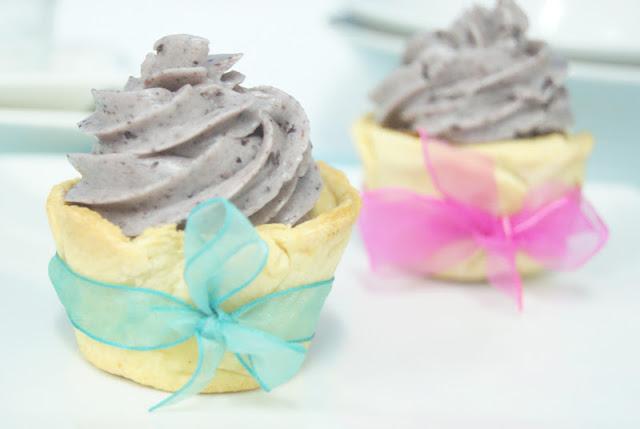 Cupcakes de queso y arándanos