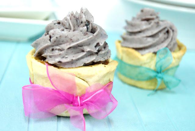 Cupcakes de queso y arándanos