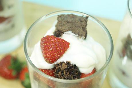 Brownie-strawberry shortcake