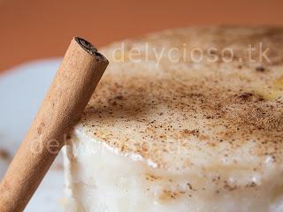 Tarta de Arroz con Leche y Galletas Coral
