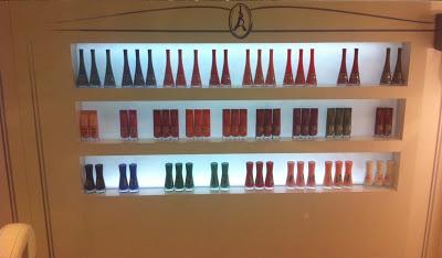 Has probado la depilación de cejas con hilo ?.Mi experiencia en el espacio de belleza de Bourjois.