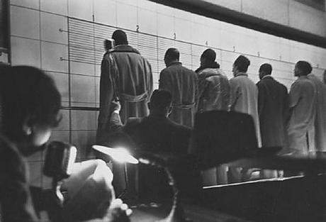 La castuza, episodio 100111100001110001