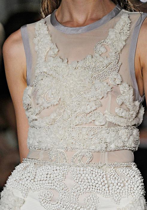 AHORA TOCA ESPERAR ...